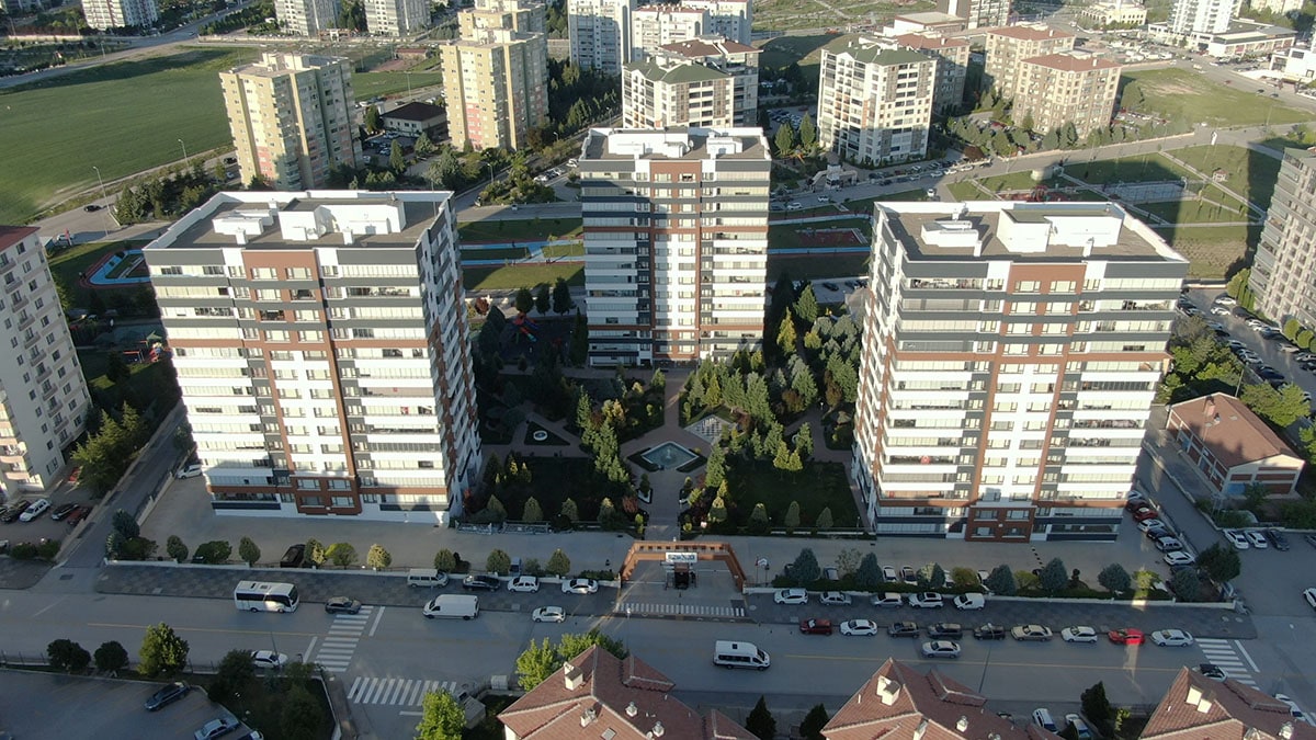 Endora Eryaman 